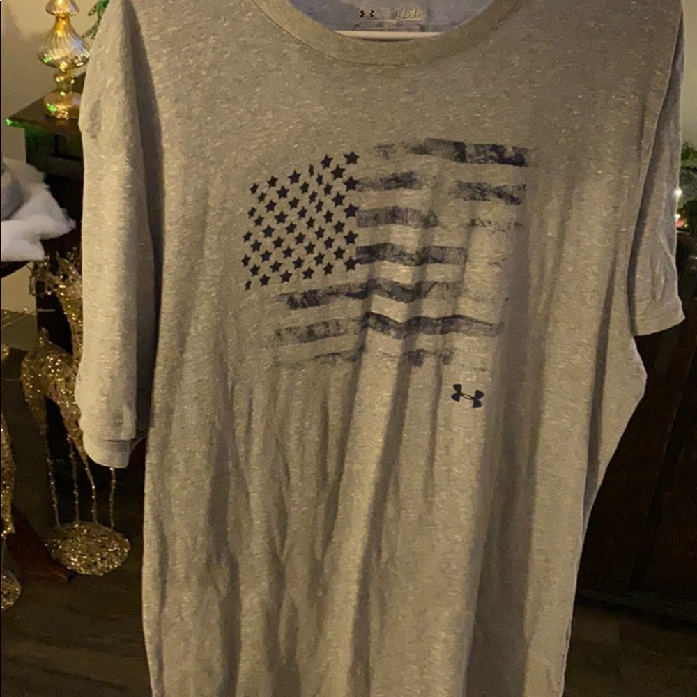 Under Armour Gray T-shirt